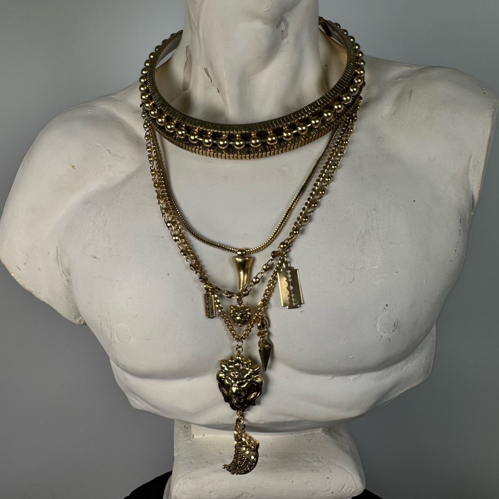 DYLANLEX Statement Necklace Gold Layered Charm Choker Lion Pendant